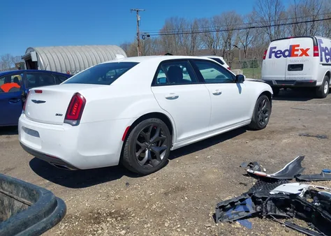 2021 Chrysler 300 Touring L from USA, damaged, VIN 2C3CCAAG6MH680062